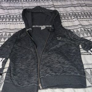 Selling a pink sweater had it since high school i loved this sweater